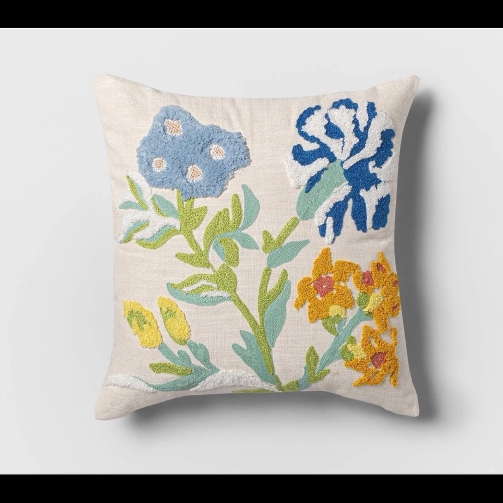 Opalhouse Floral Pillow 18 in x 18 in